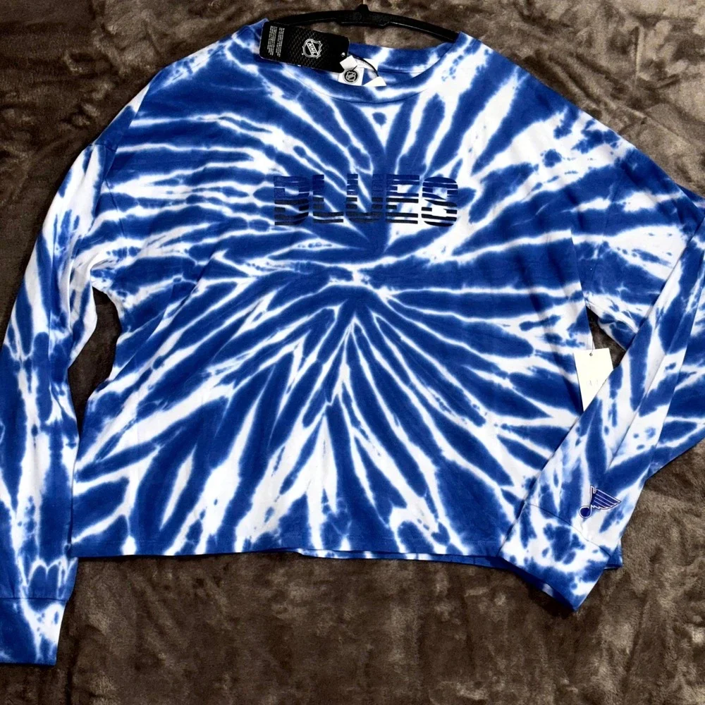 St Louis Blues Sweatshirt Womens Large Tie Dye Cotton Wear By Erin Andrews NHL